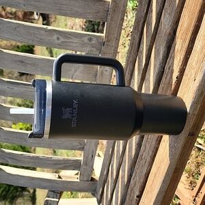 Stanley 40 oz Stainless Steel H2.0 FlowState Quencher Tumbler